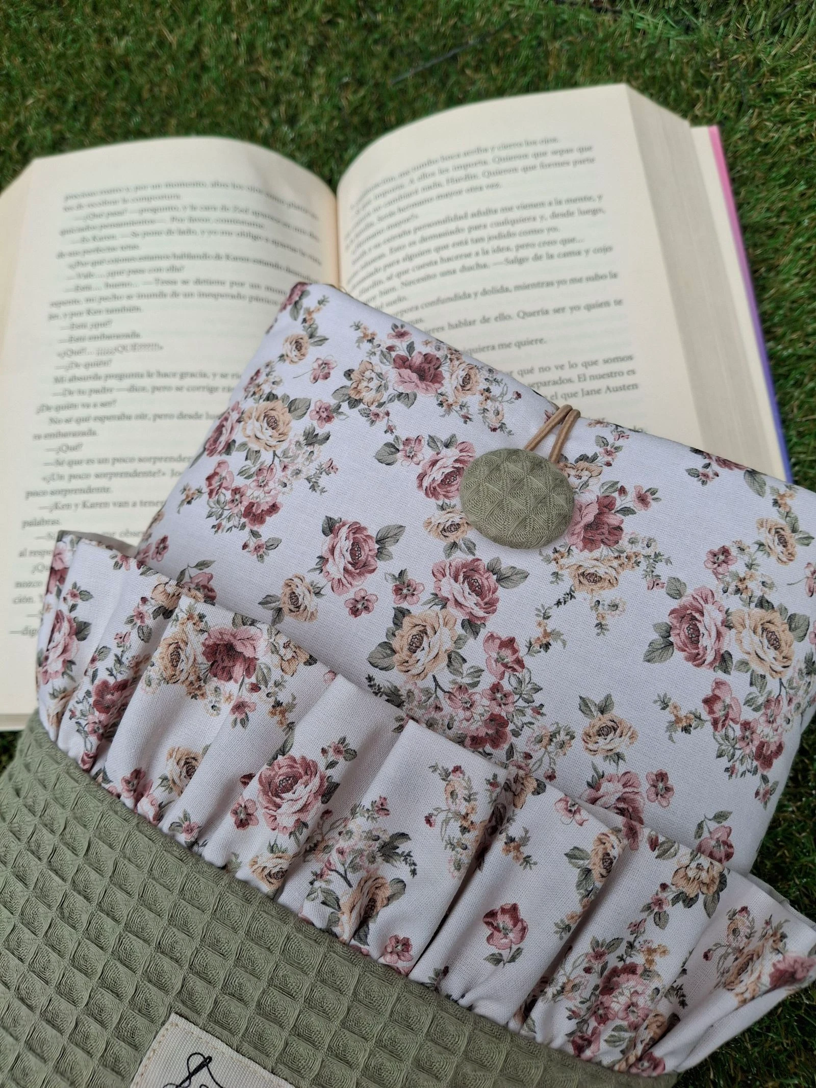 Célula para livro acolchoada feita à mão – photo 3